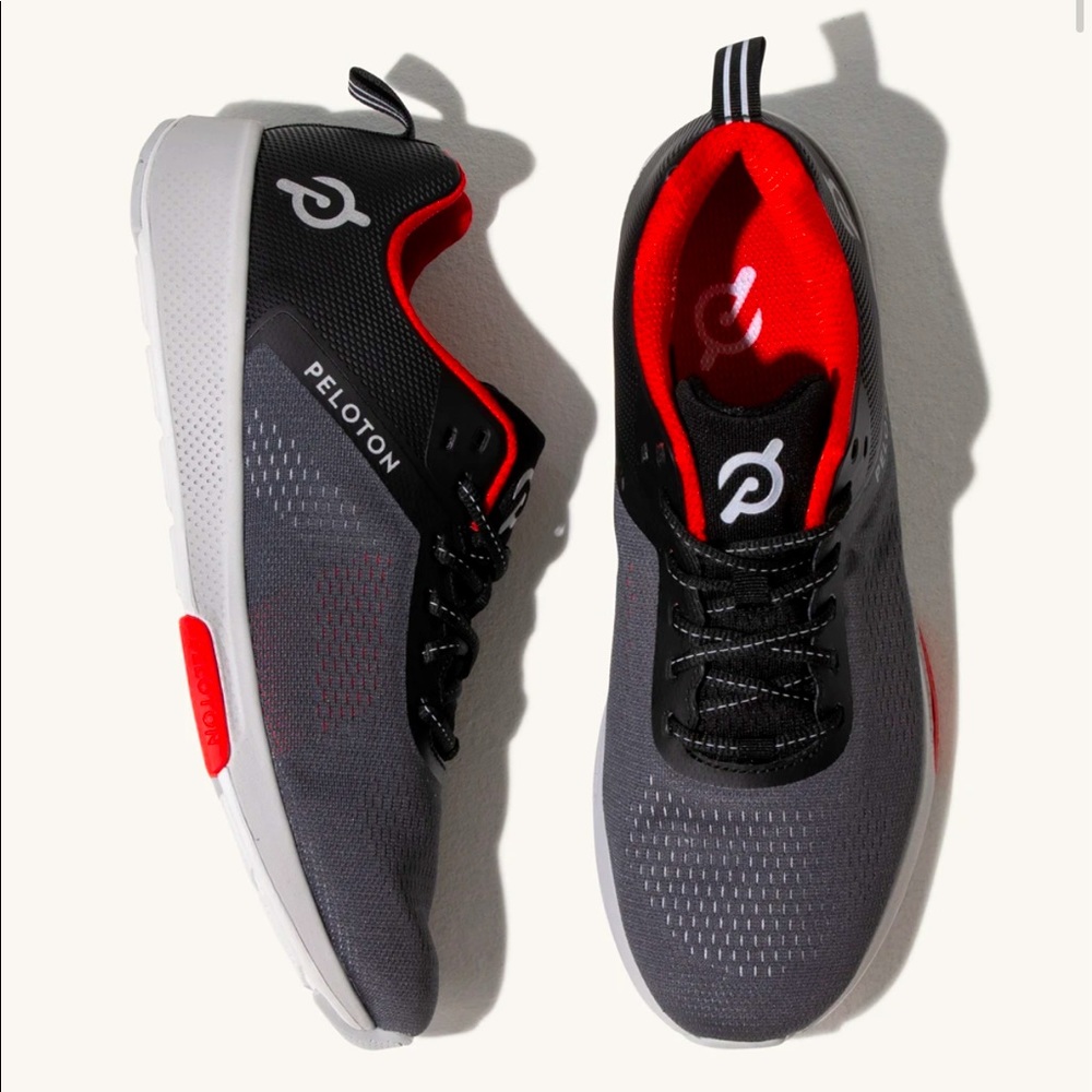 NEW PELOTON Women's Circuit Runner *sold out*